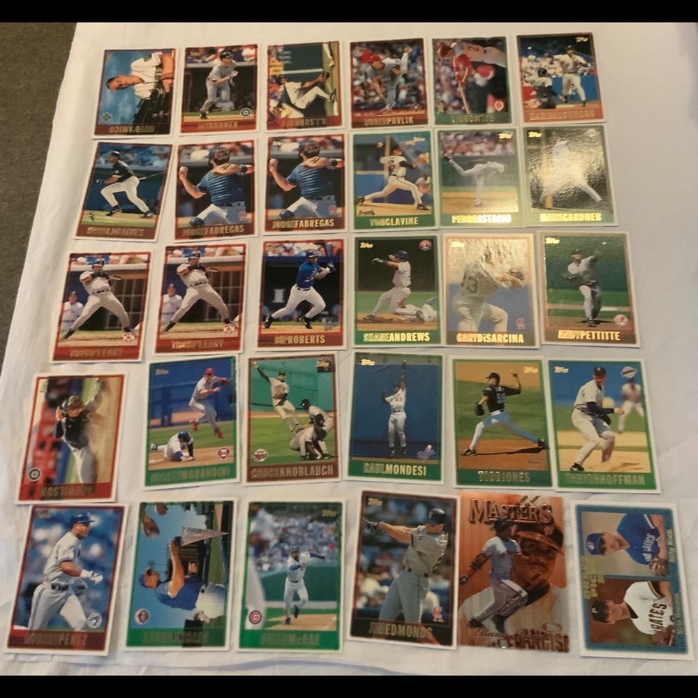Bundle of Baseball Cards Lot 271**